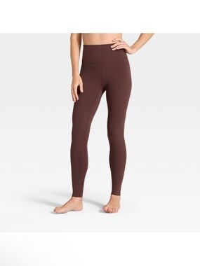 NWT All In Motion High-Waist Women's Leggings in Chocolate Brown Size M. 7/8